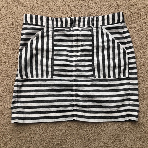 Broadway & Broome Dresses & Skirts - Broadway & Broome Striped Mini Skirt
